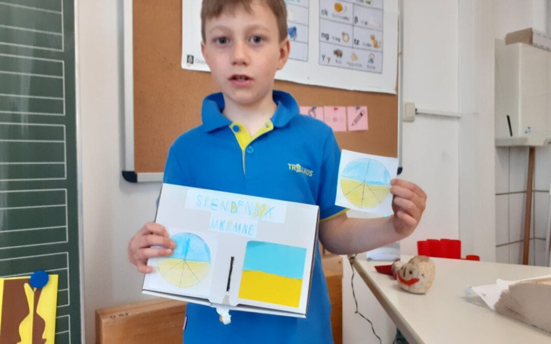 Schüler aus der 1.Klasse sammelt 600 Euro für die Ukraine